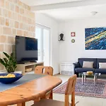 Villa Luce - 2 Private Units, Pool, Grill & Garage Makarska