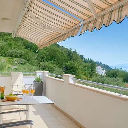 With Two Separate Four-bed Apartments, Private Pool, Grill And Garage Villa *